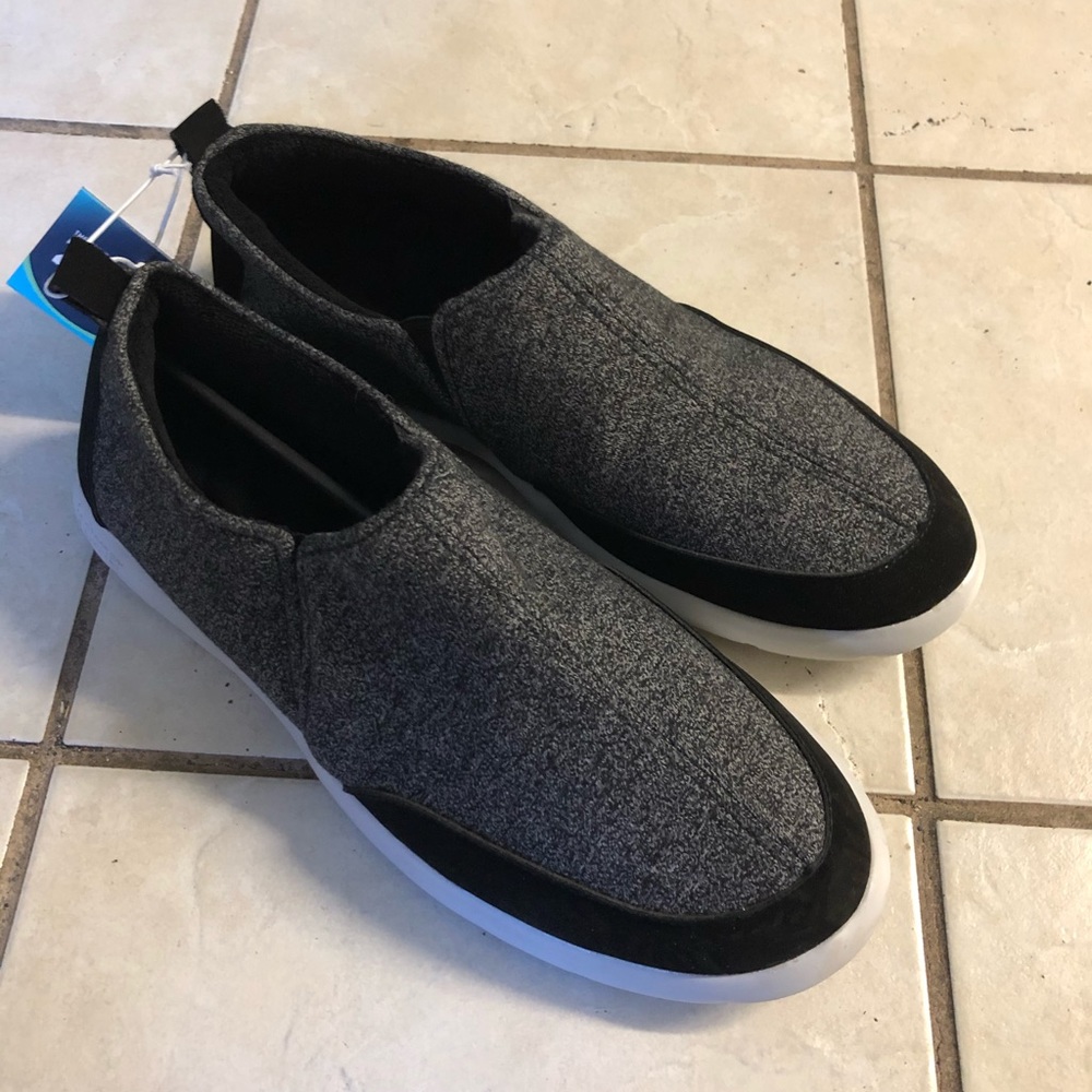ZENZ sz 13 Slip On Shoes